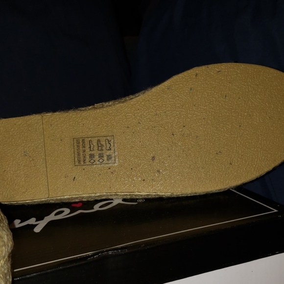 Qupid Raymond-04 Black Suede - Picture 2 of 5